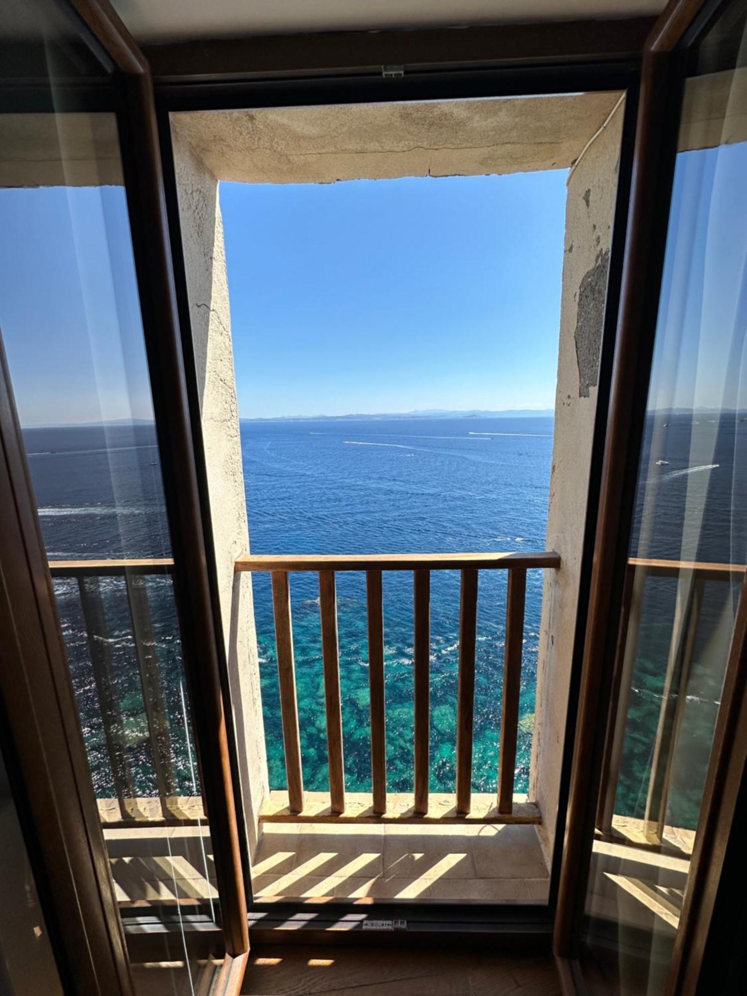 Entre Ciel Et Mer Hotel Bonifacio  Bagian luar foto